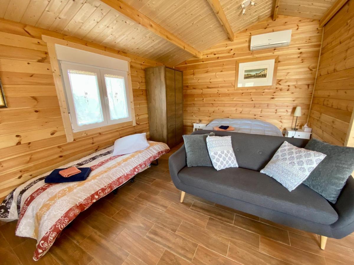 Bed and Breakfast Casa Dominaty Calig Екстер'єр фото