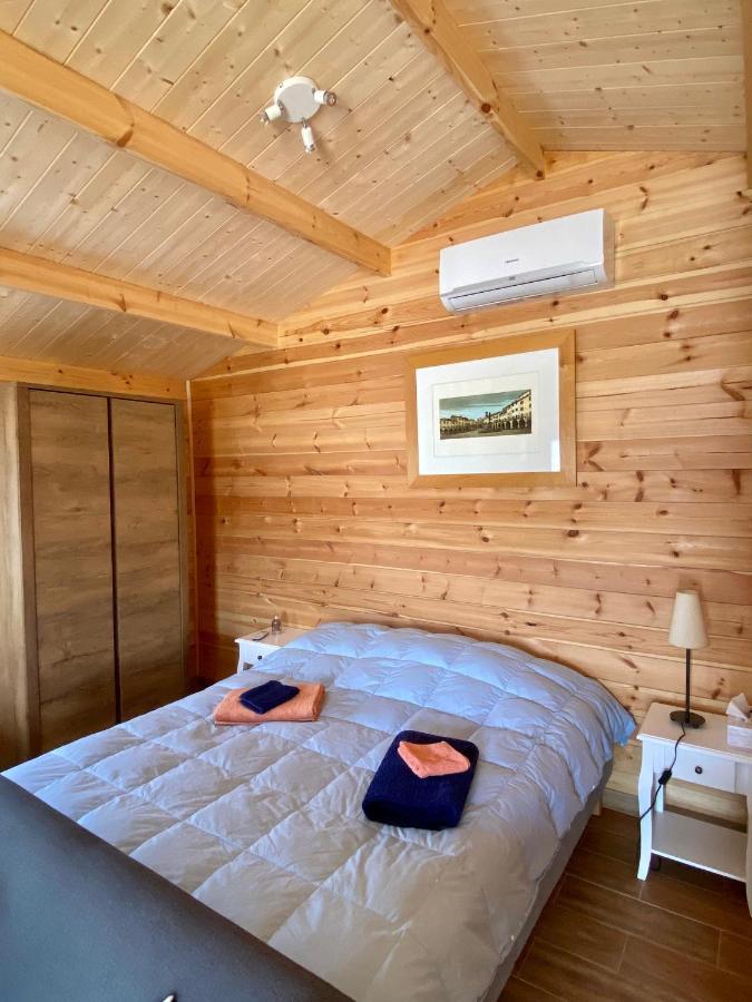 Bed and Breakfast Casa Dominaty Calig Екстер'єр фото