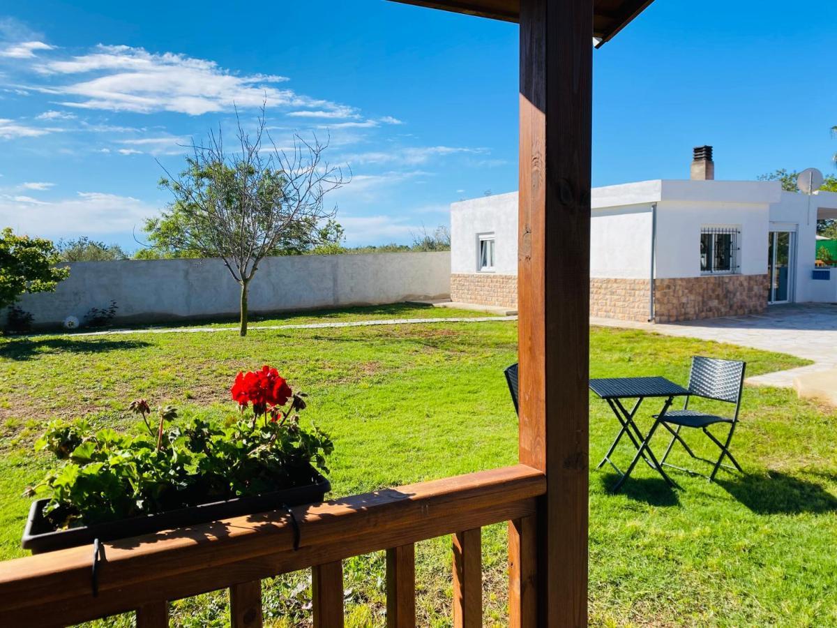 Bed and Breakfast Casa Dominaty Calig Екстер'єр фото